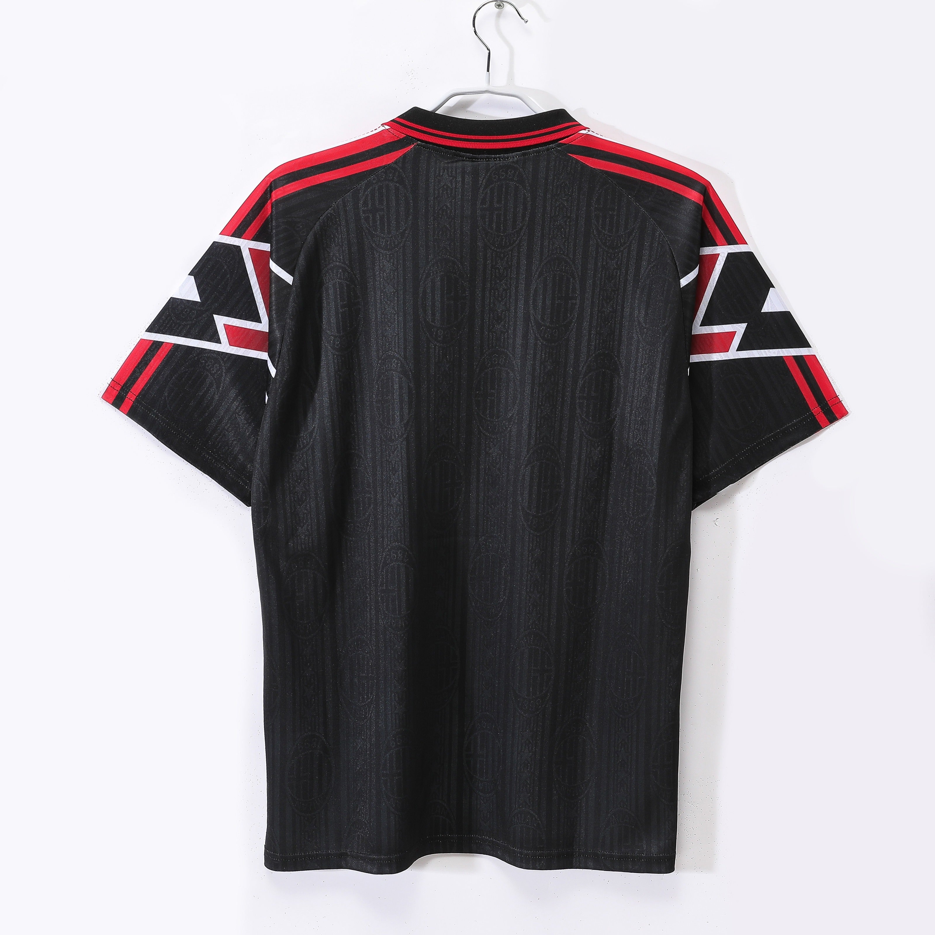 AC MILAN x THIRD - 97'