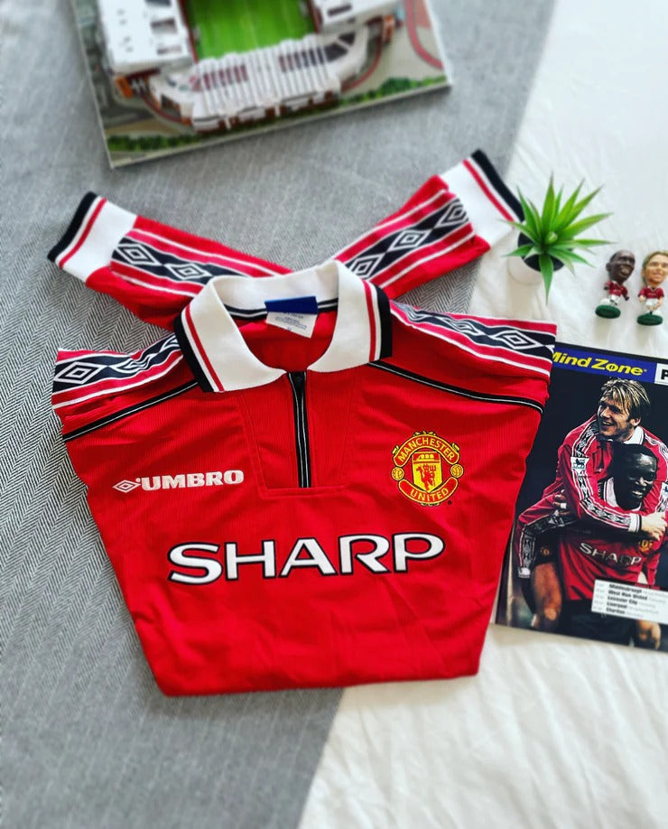 MAN UTD x HOME - 98'